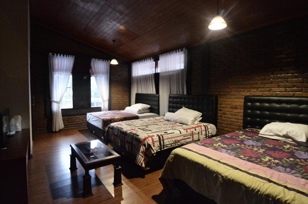 Villa Buleud Garut Bagian luar foto